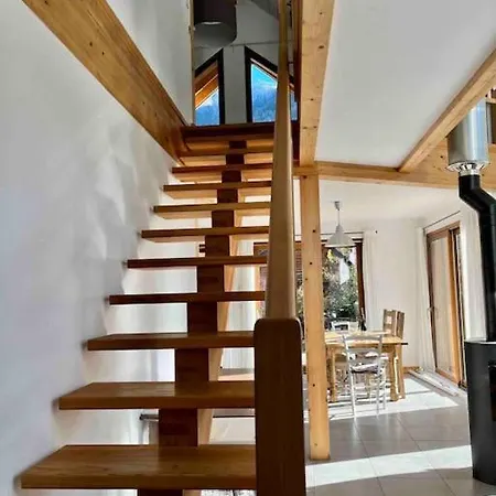 Maison Blanche, Impressive Chalet, Allemond, Bike, Ski, Hike *