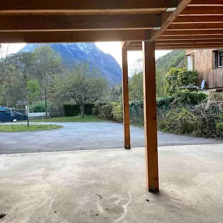Maison Blanche, Impressive Chalet, Allemond, Bike, Ski, Hike Allemont